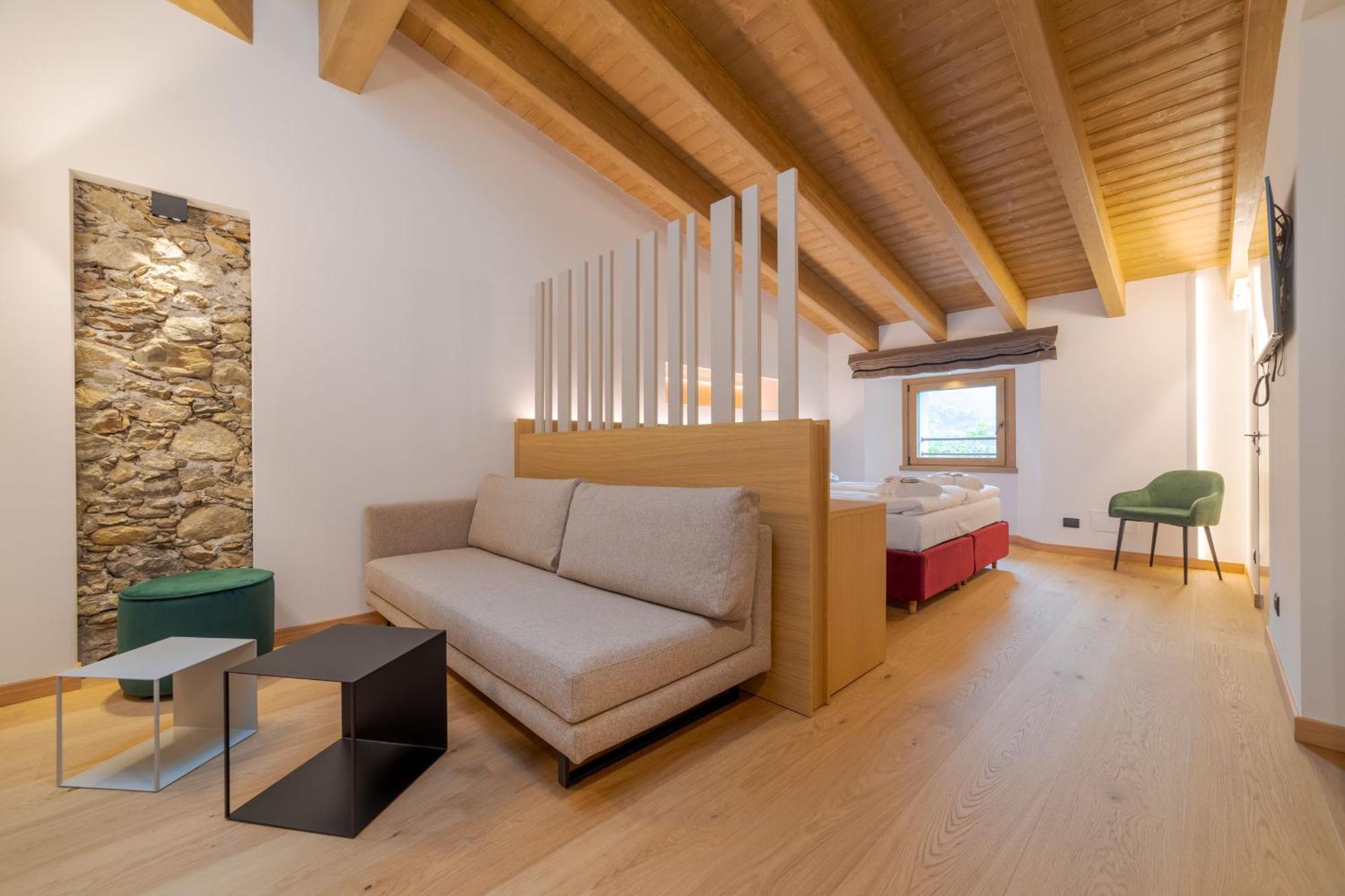 Wine Hotel San Carlo - Relais & Spa - Boutique Hotel Chiuro Luaran gambar