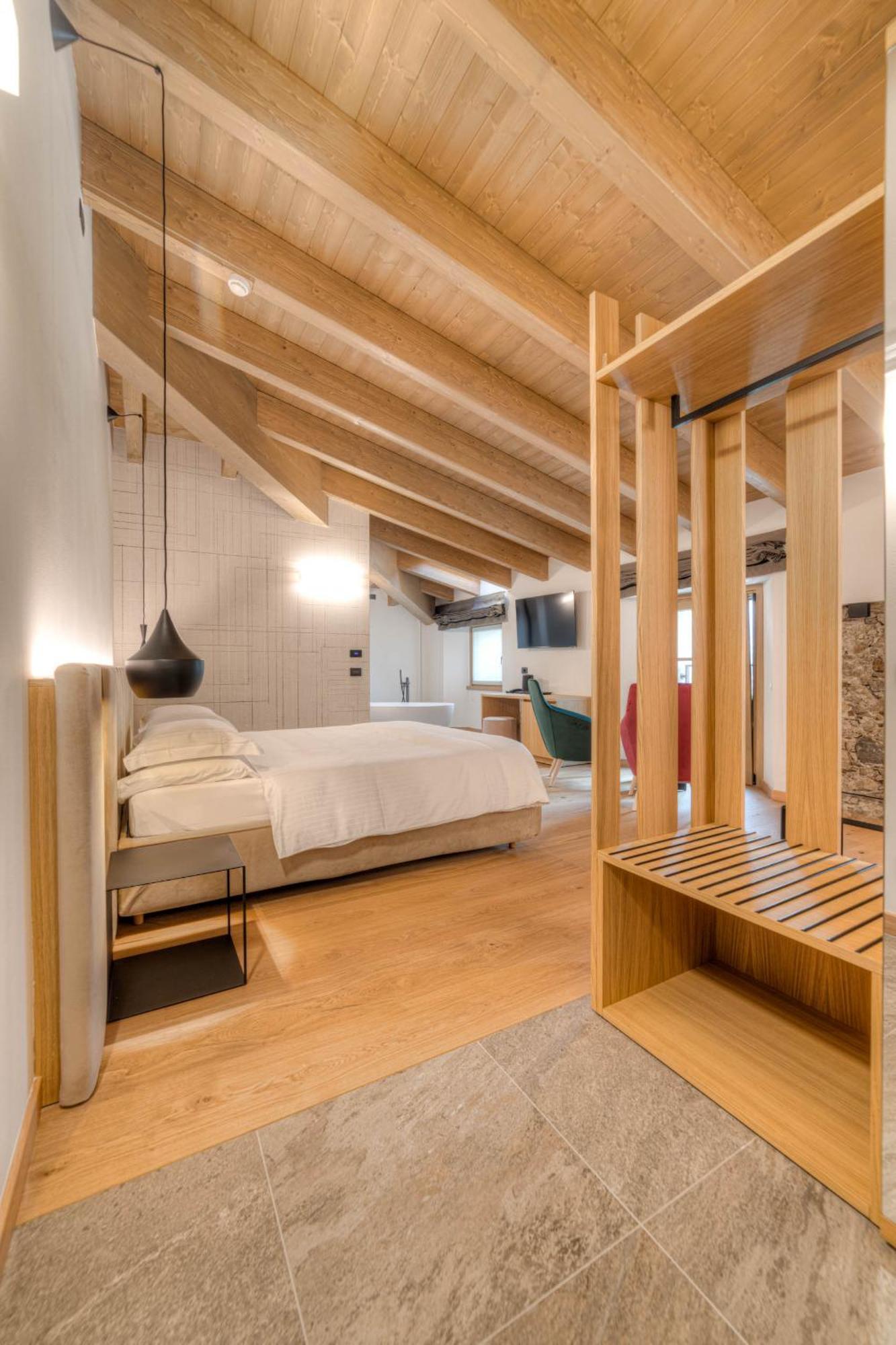 Wine Hotel San Carlo - Relais & Spa - Boutique Hotel Chiuro Luaran gambar