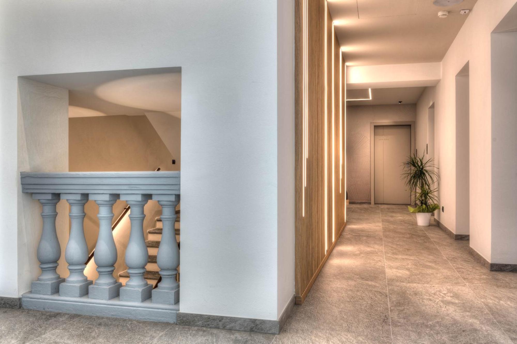 Wine Hotel San Carlo - Relais & Spa - Boutique Hotel Chiuro Luaran gambar